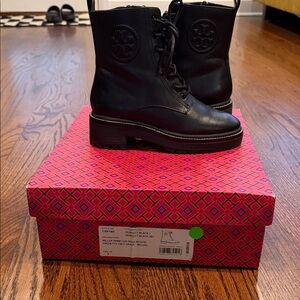 Tory Burch Miller 50MM Lug Sole Bootie NWOT SZ 5